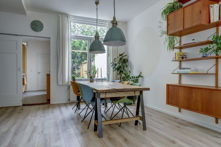 Foto 15 van Esdoornstraat 46