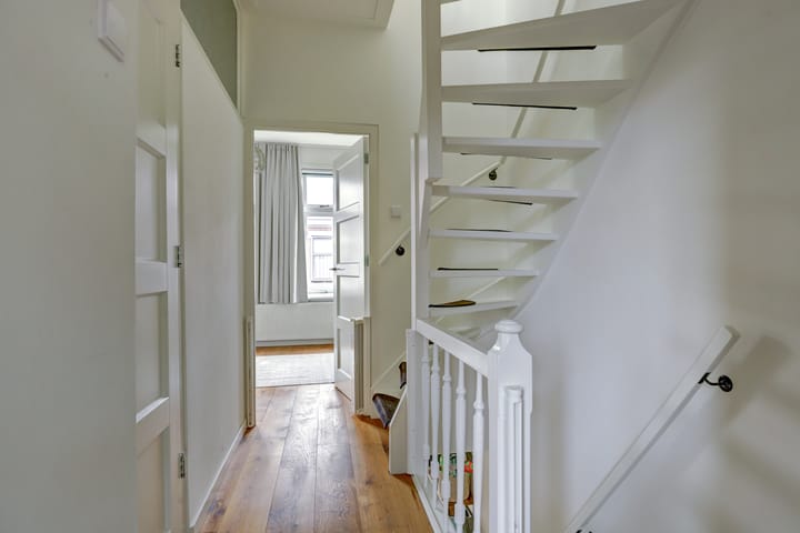 Foto 21 van Esdoornstraat 46