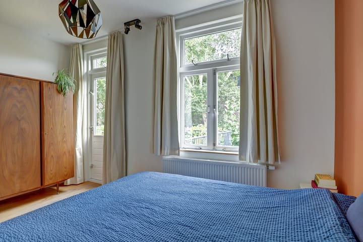 Foto 25 van Esdoornstraat 46