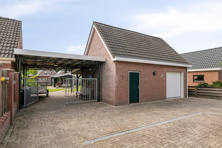 Photo 12 of Brugstraat 41