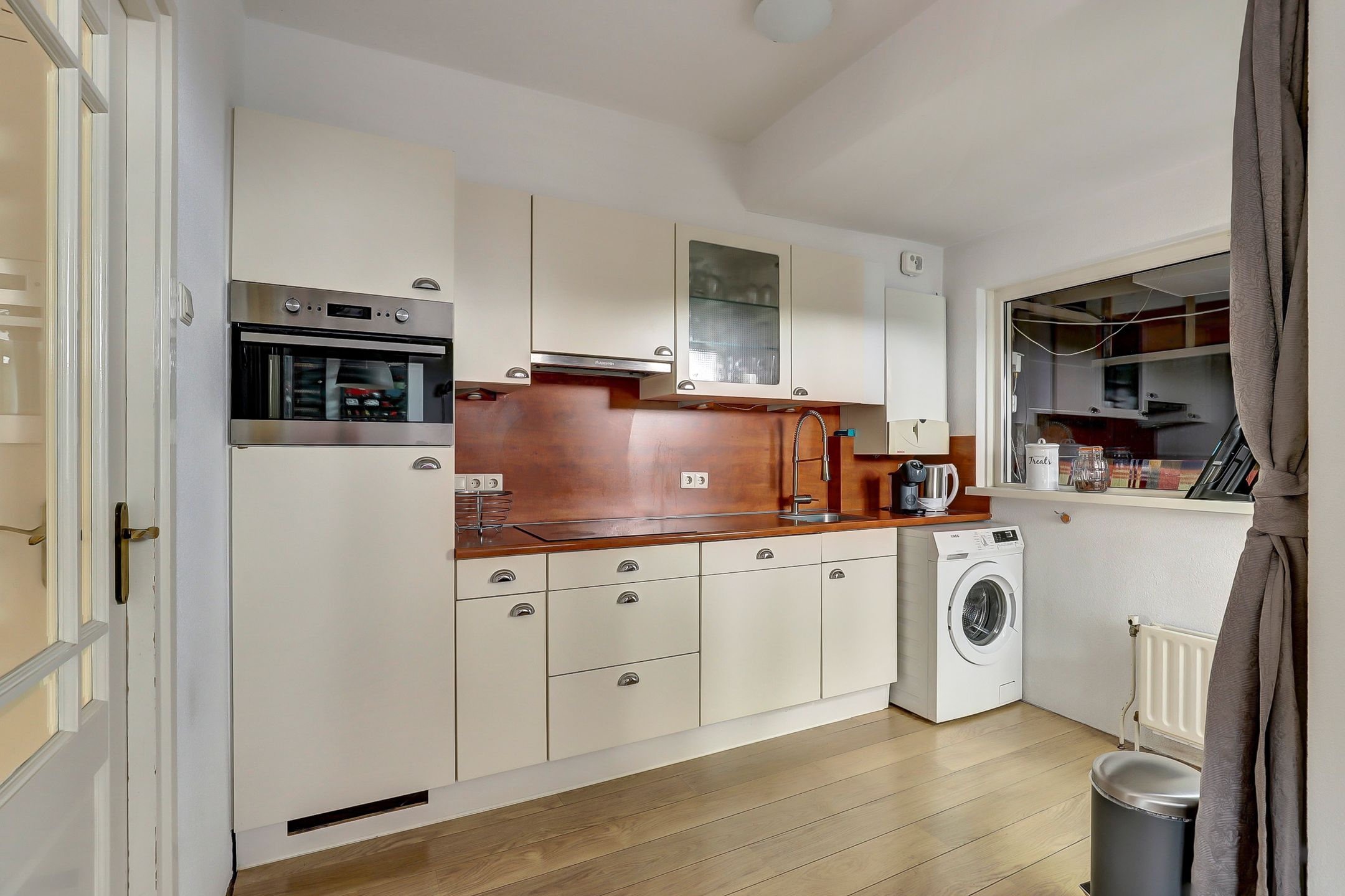 Foto 12 van Cort van der Lindenstraat 41