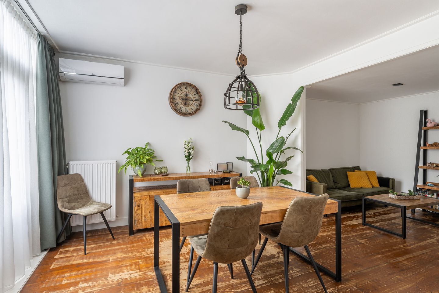 Foto 14 van Da Costastraat 9-B