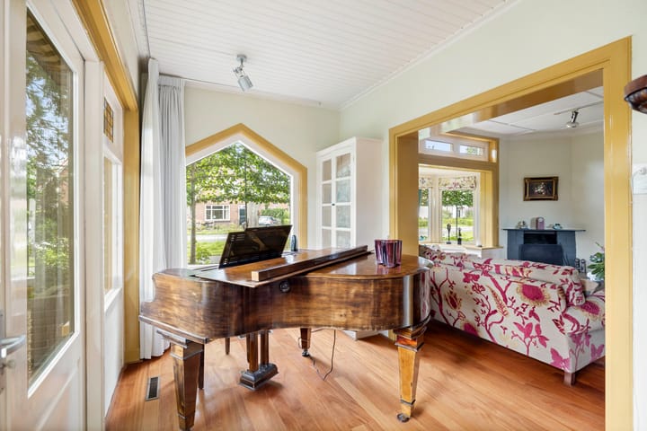 Photo 9 of Ruurloseweg 6