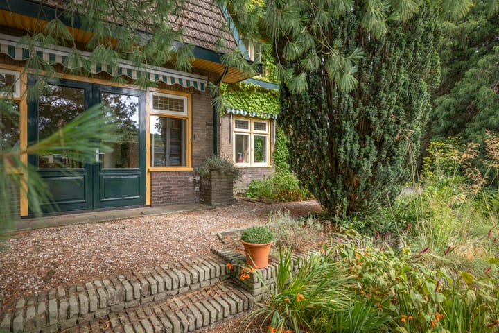 Photo 37 of Ruurloseweg 6