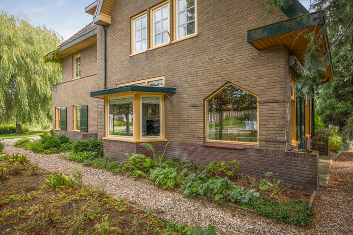 Photo 38 of Ruurloseweg 6