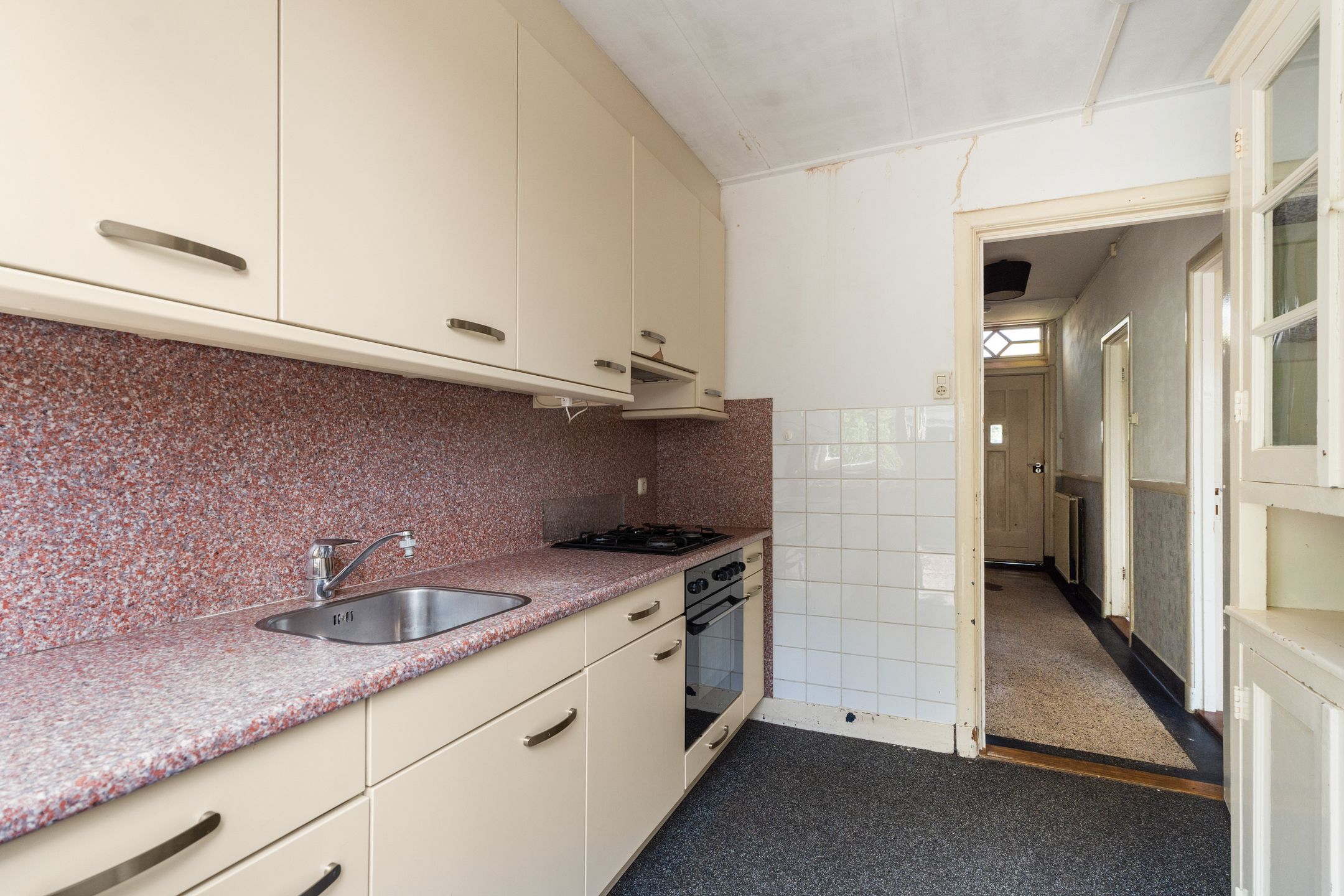 Photo 15 of Rozenhagelaan 14