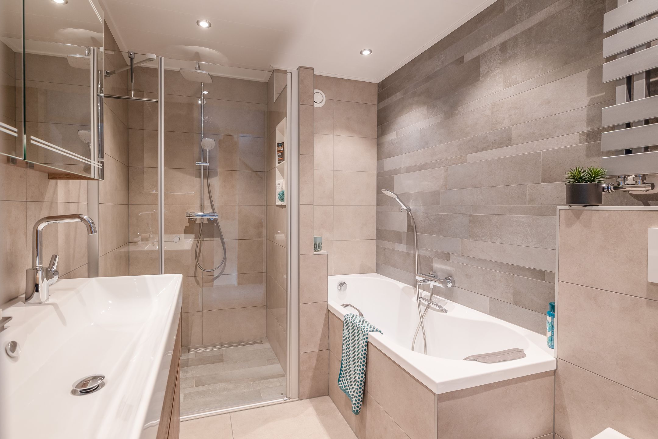 Foto 33 van Fresia 111