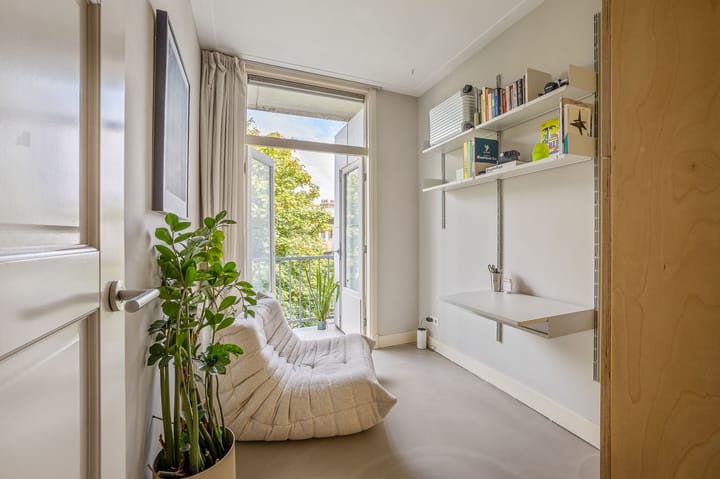 Foto 4 van Hoofdweg 146-2