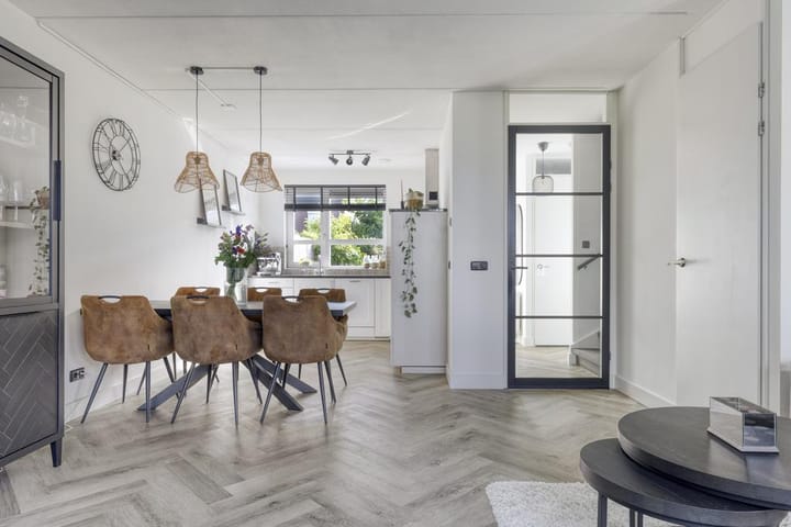 Photo 2 of Molckenbourstraat 14