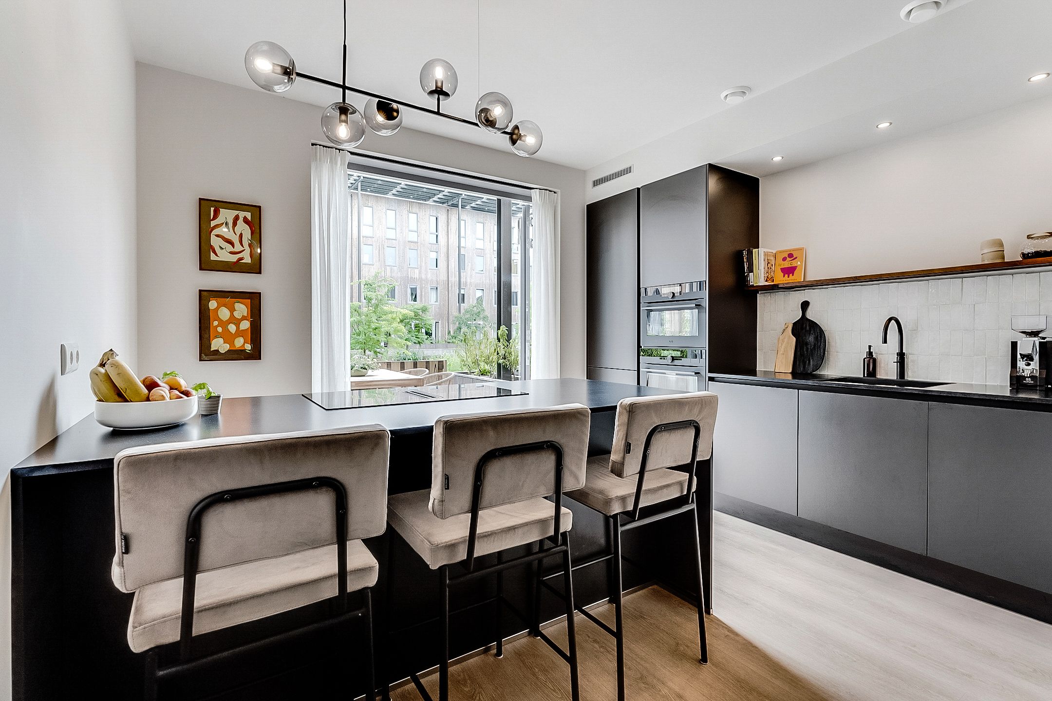 Photo 12 of Belgradostraat 53