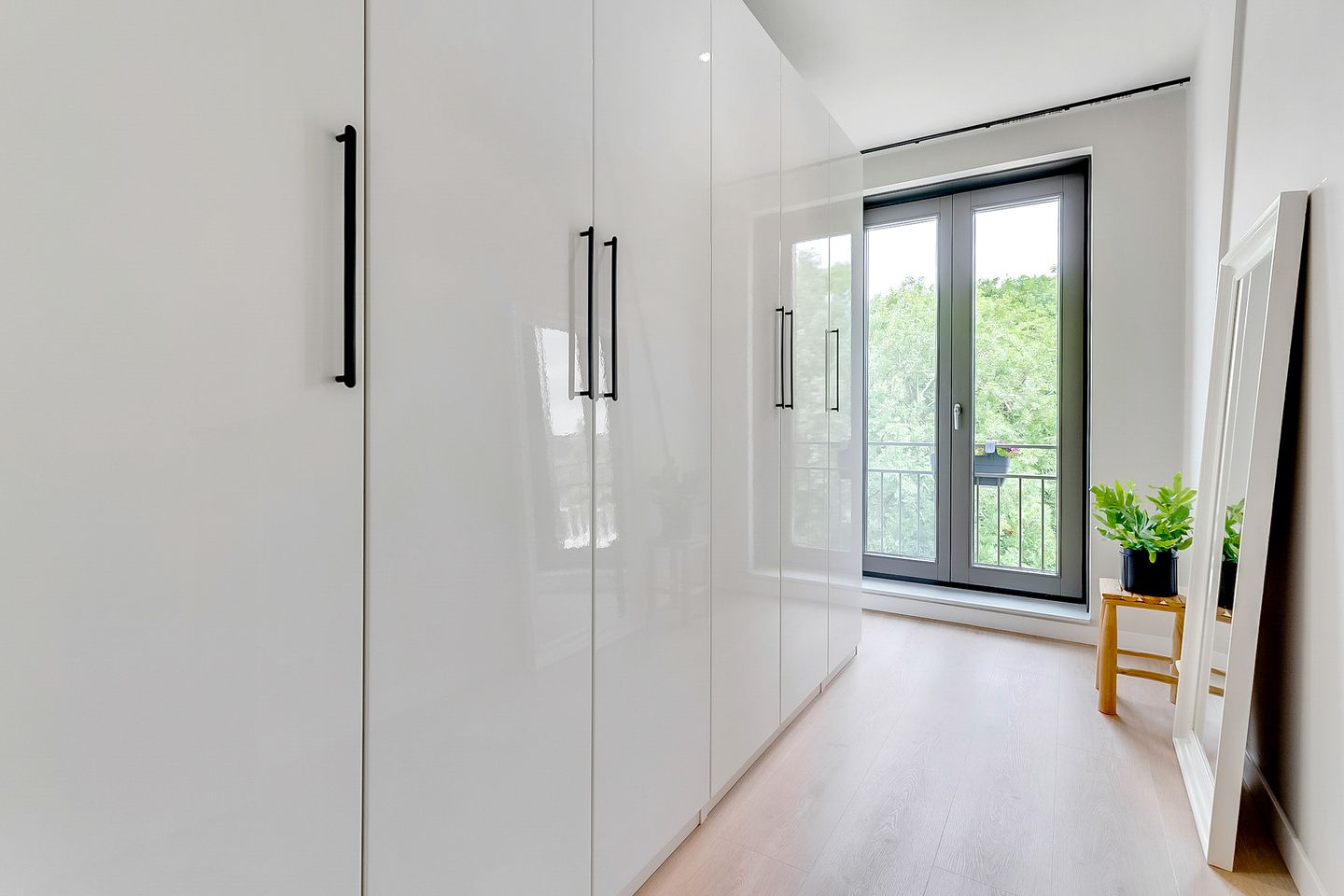 Photo 29 of Belgradostraat 53