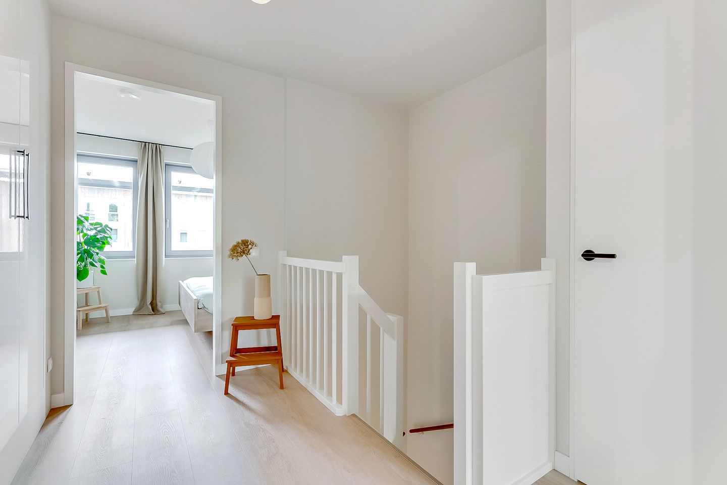 Photo 35 of Belgradostraat 53