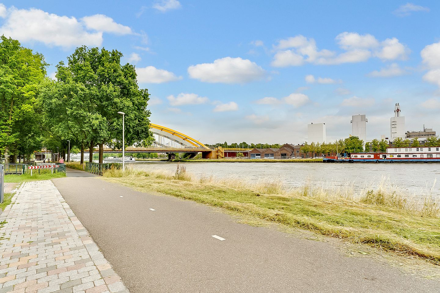 Photo 49 of Belgradostraat 53