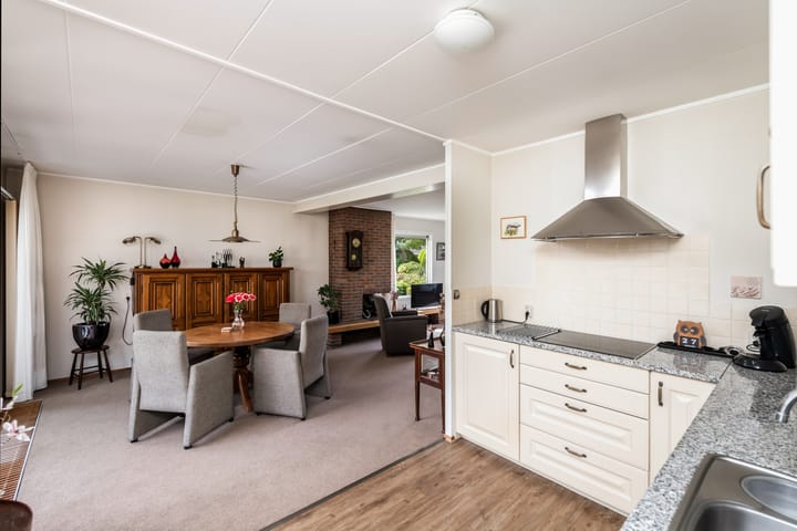 Foto 11 van Aukebaes 6