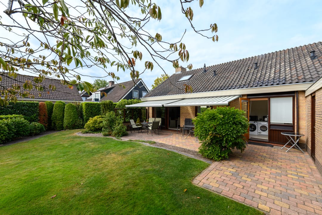 Foto 32 van Aukebaes 6