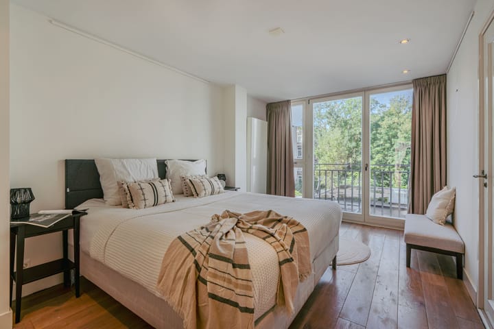 Foto 29 van Tweede Van der Helststraat 22-1