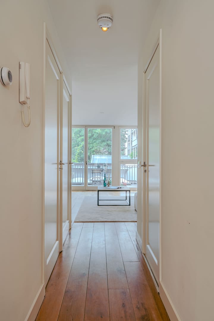 Foto 18 van Tweede Van der Helststraat 22-1