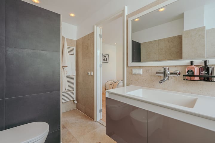 Foto 41 van Tweede Van der Helststraat 22-1