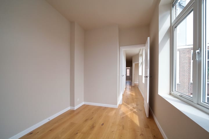 Foto 22 van Johannes Camphuijsstraat 109