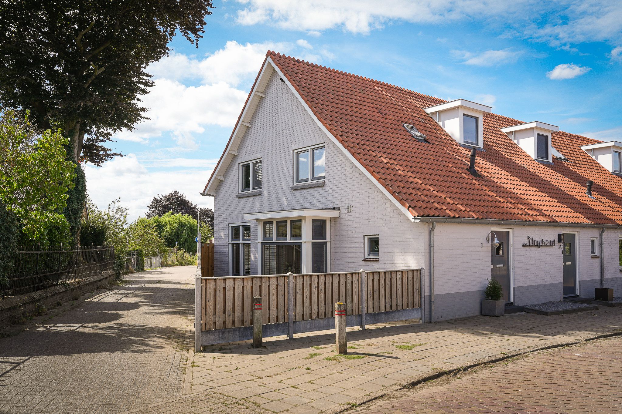 Foto 36 van Secr. Janssenstraat 1