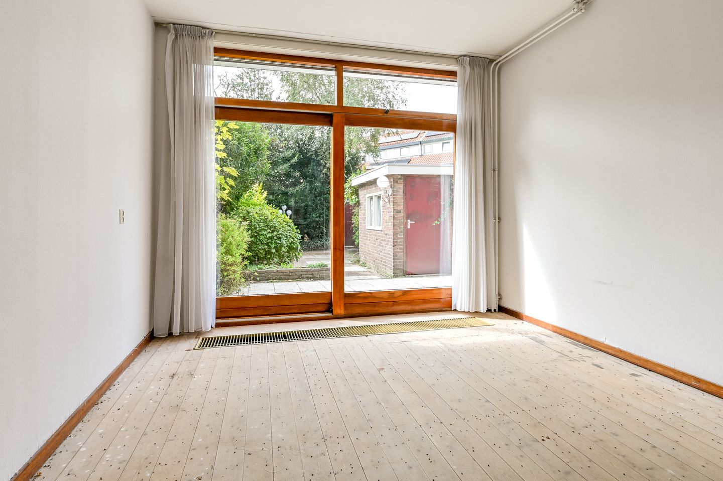 Photo 10 of Velserbroekstraat 13