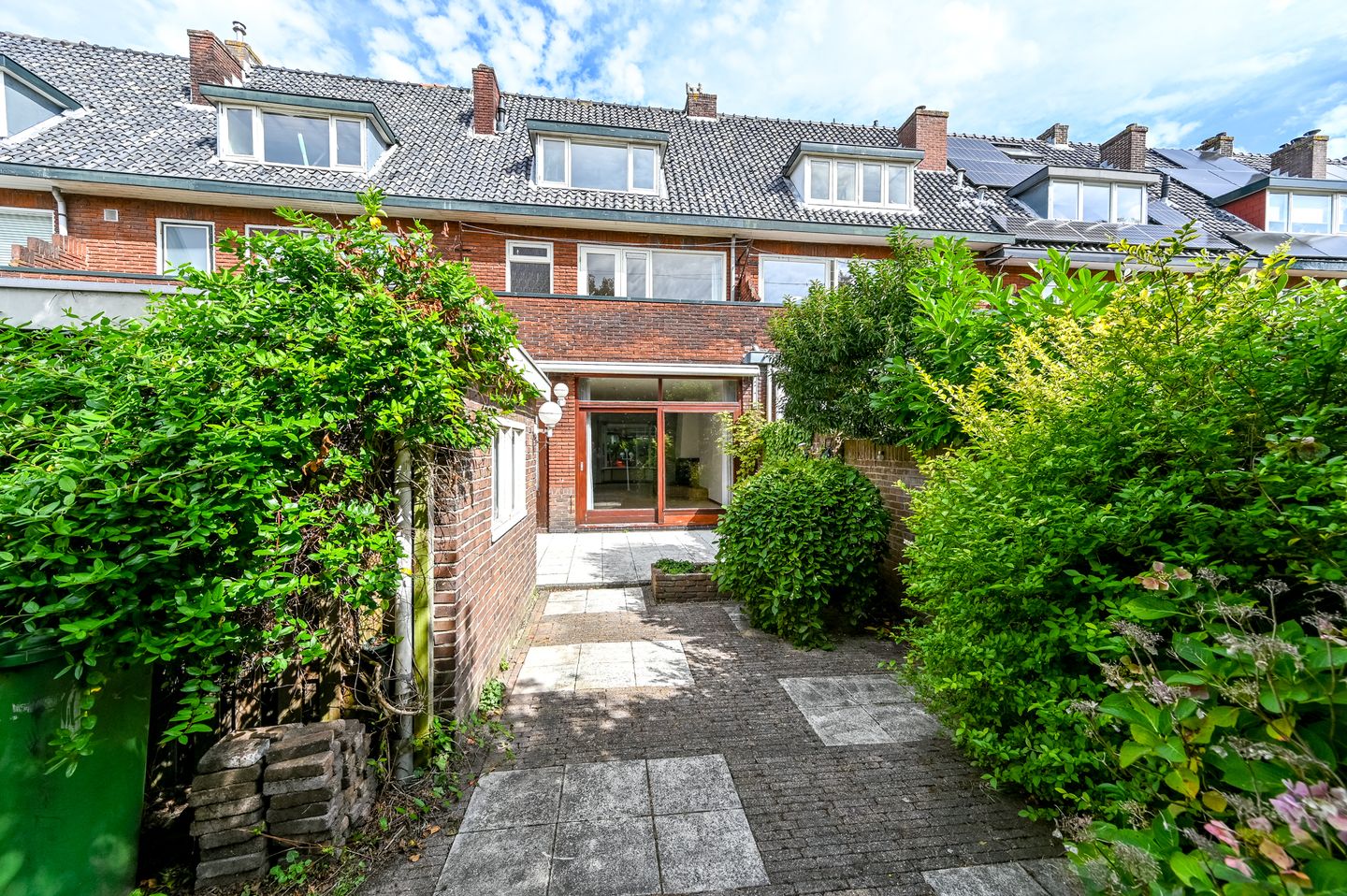 Photo 40 of Velserbroekstraat 13