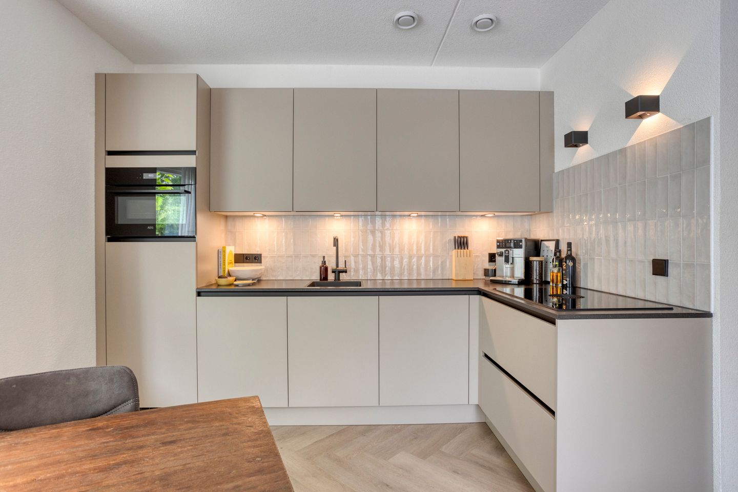 Photo 19 of Ericaplein 27