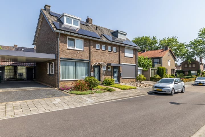 Foto 2 van Planeetstraat 4