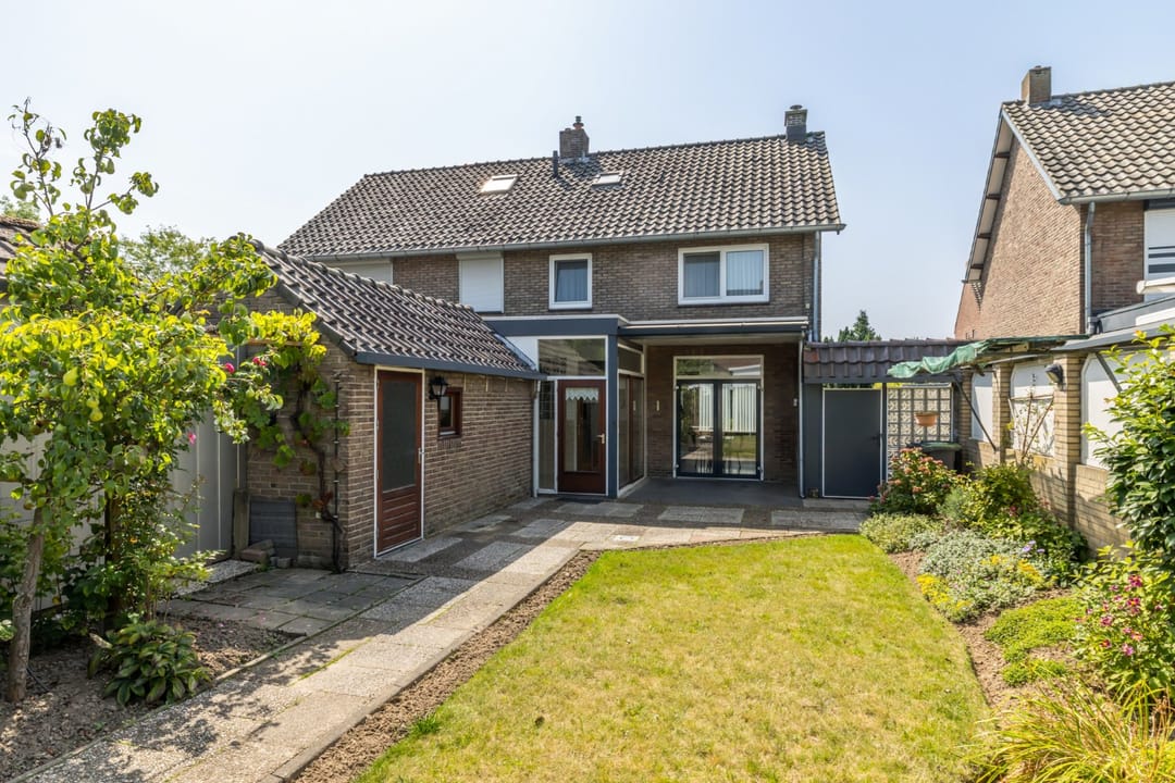 Foto 22 van Planeetstraat 4