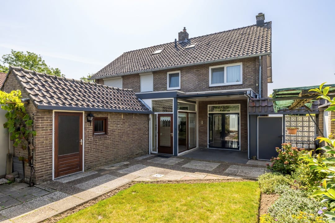 Foto 23 van Planeetstraat 4