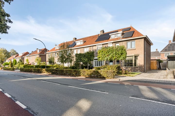 Foto 1 van Burgemeester Smeelelaan 12