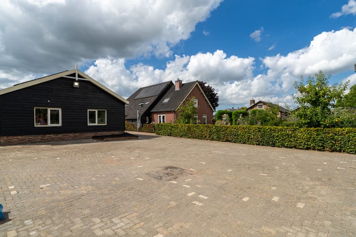 Foto 72 van den Oudert 2-G