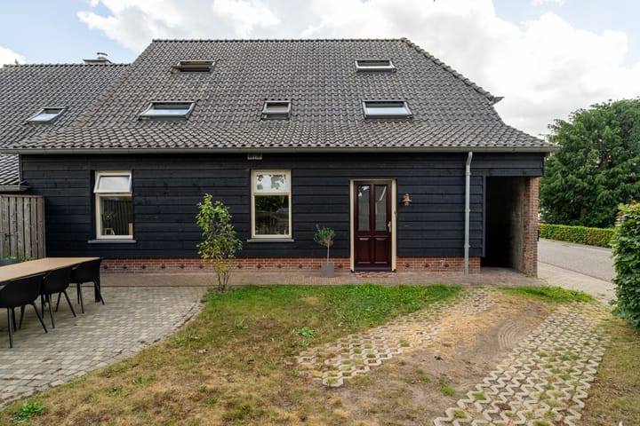 Foto 75 van den Oudert 2-G