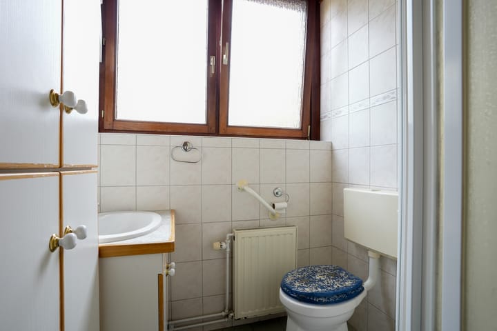 Photo 12 of Dr. A. Kuyperstraat 43