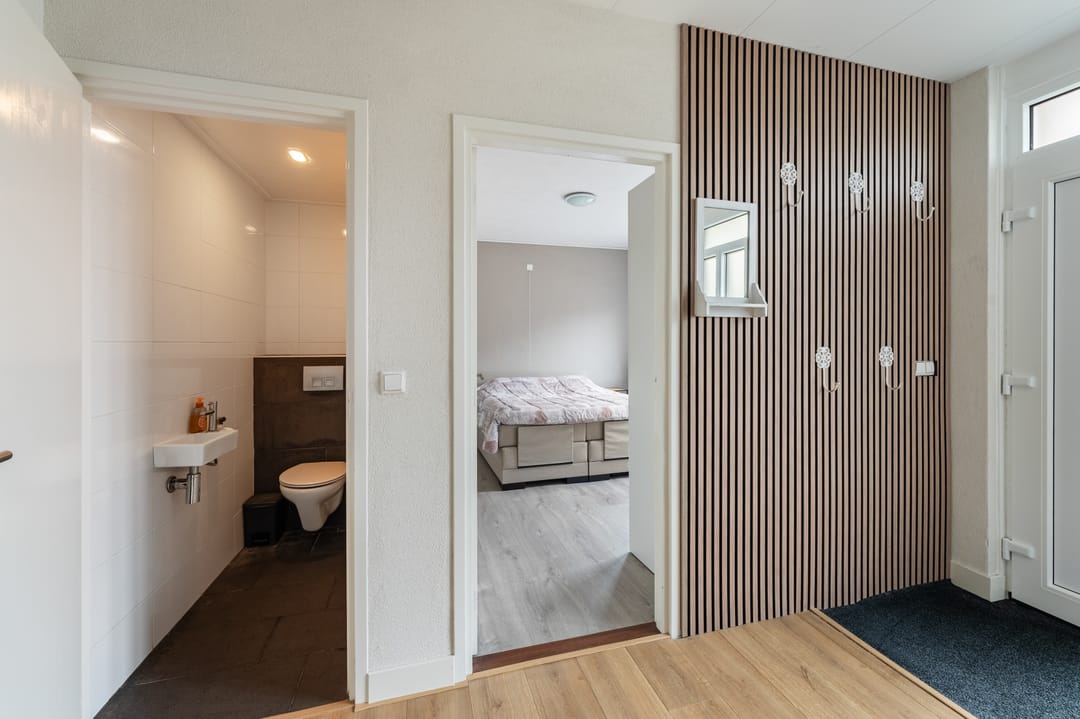 Photo 11 of Loogstraat 12