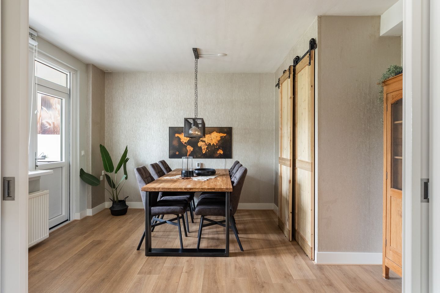 Photo 14 of Loogstraat 12