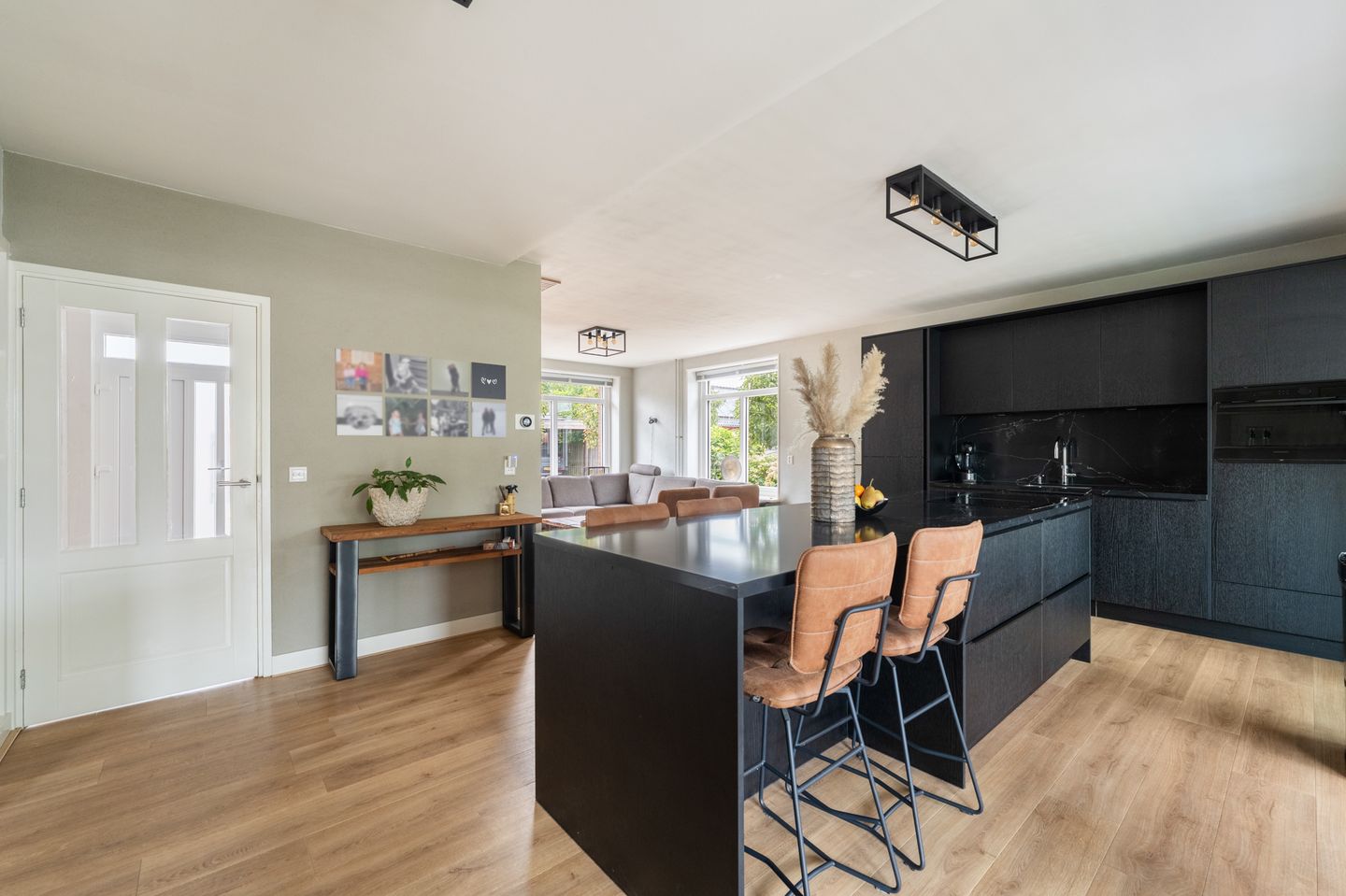 Photo 20 of Loogstraat 12