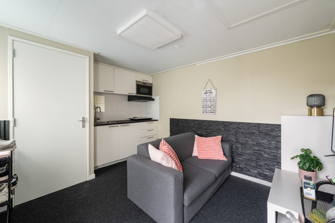 Photo 43 of Loogstraat 12