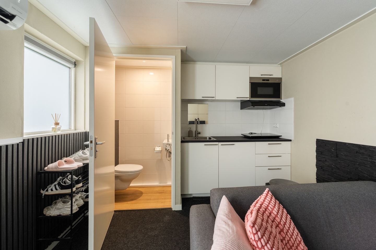 Photo 44 of Loogstraat 12