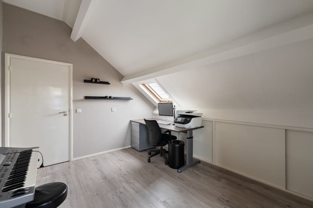 Photo 58 of Loogstraat 12