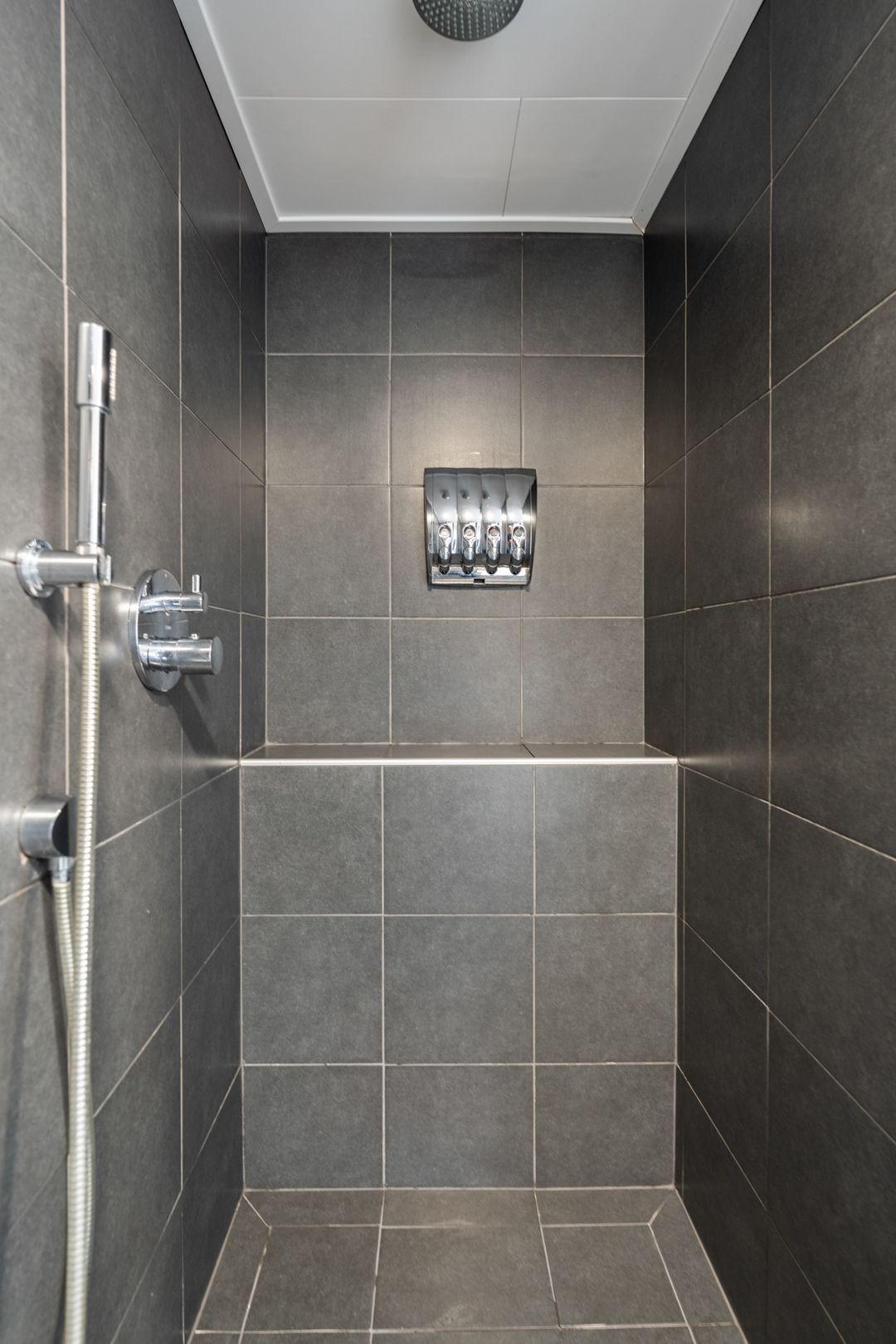 Photo 61 of Loogstraat 12