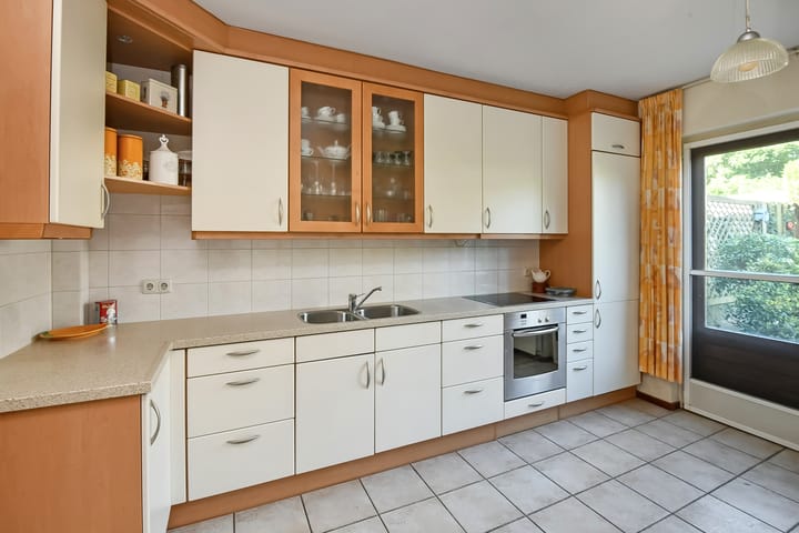 Photo 17 of Beethovenstraat 9