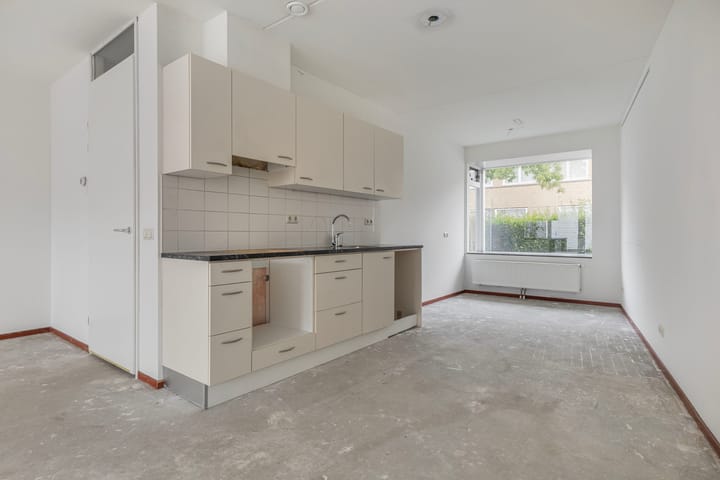 Foto 8 van van Leeuwenhoekstraat 1