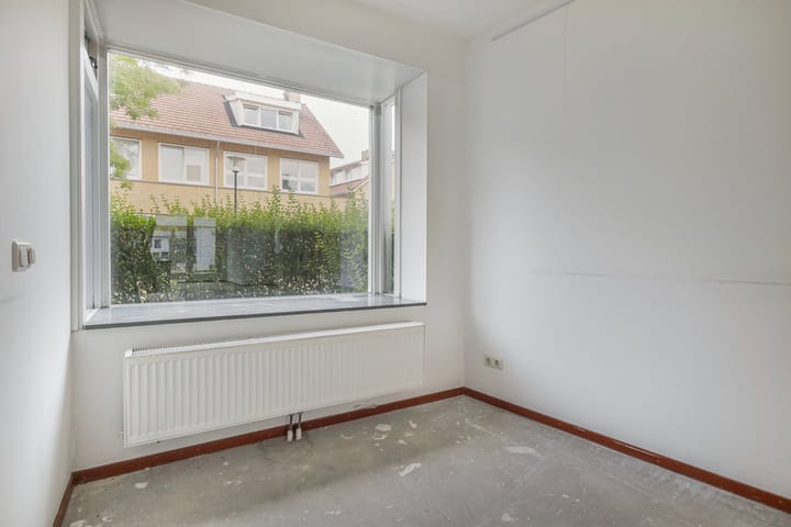 Foto 10 van van Leeuwenhoekstraat 1