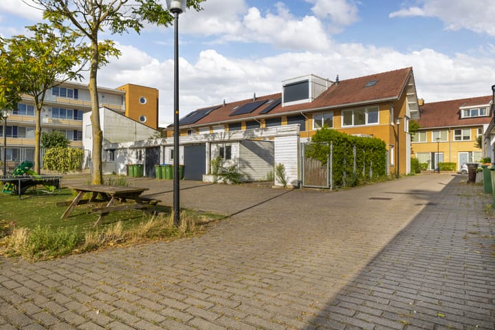 Foto 29 van van Leeuwenhoekstraat 1