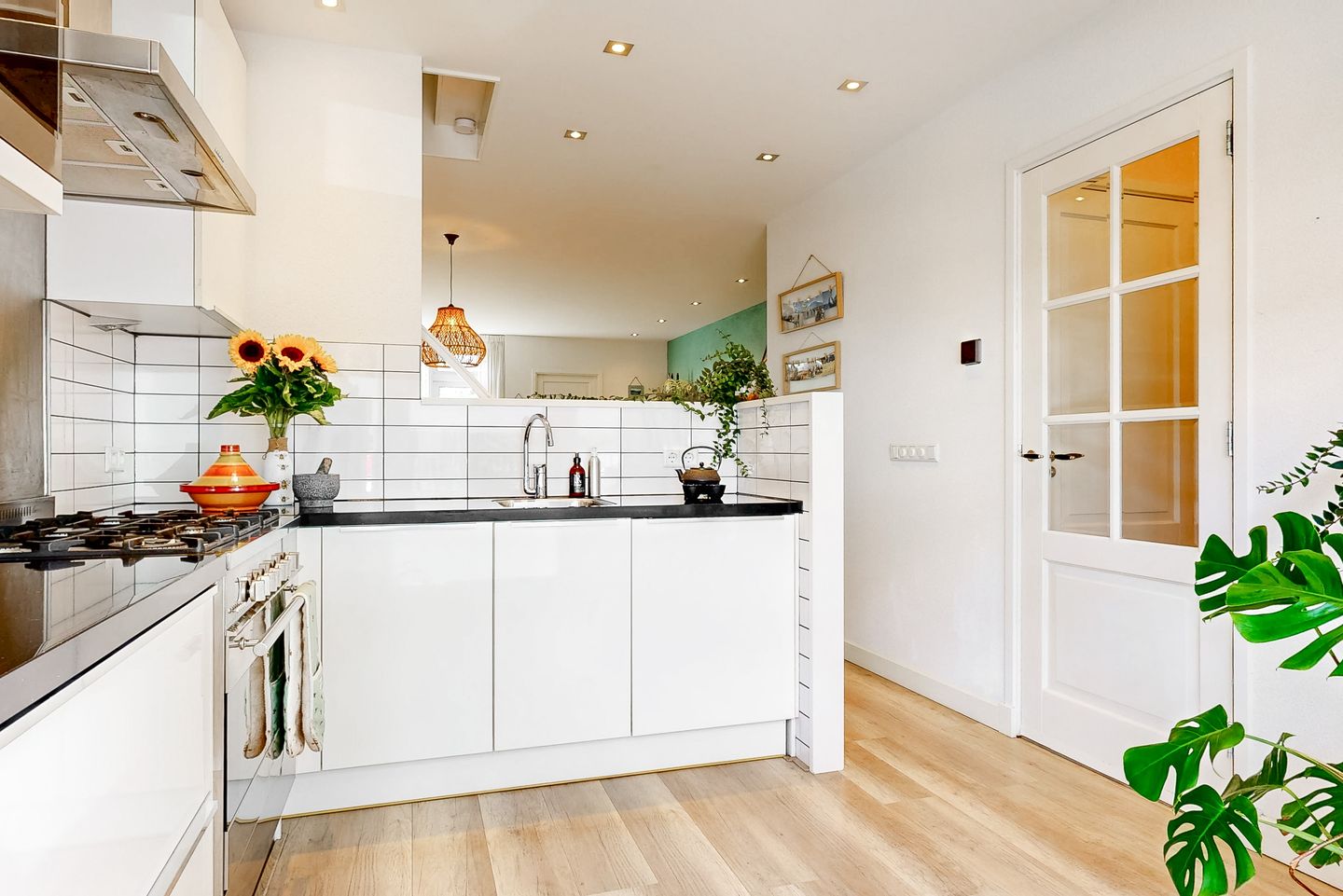 Foto 10 van Madoerastraat 19