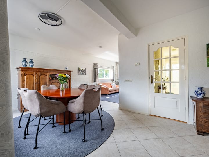 Foto 10 van Manegelaan 15