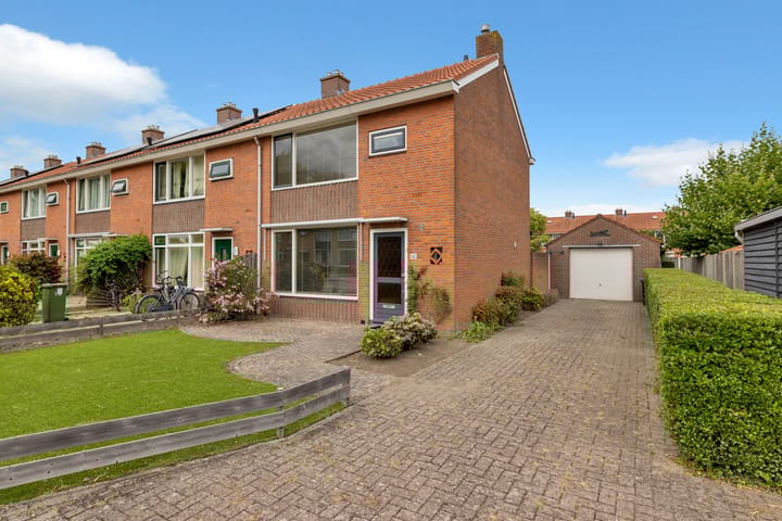 Burgemeester van der Lelystraat 92