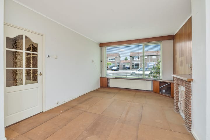 Photo 7 of Burgemeester van der Lelystraat 92