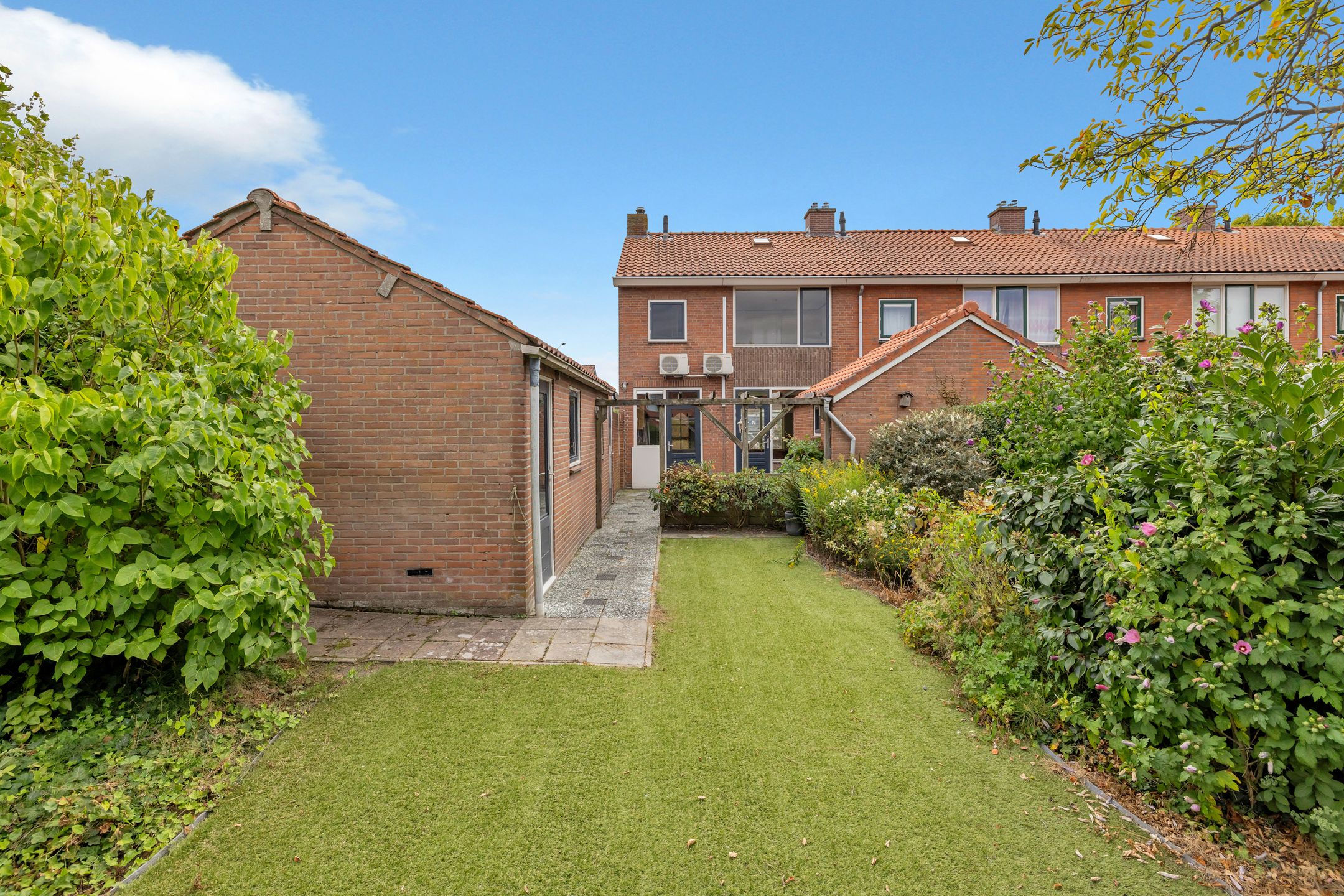 Burgemeester van der Lelystraat, 92, Woudrichem, 4285BN, Noord-Brabant, Nederland 92